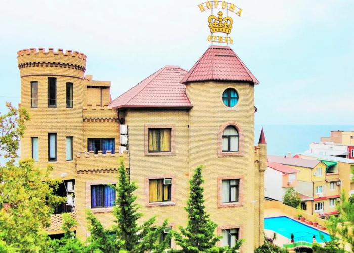 Korona Hotel