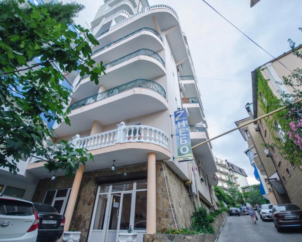 7 Nebo Hotel