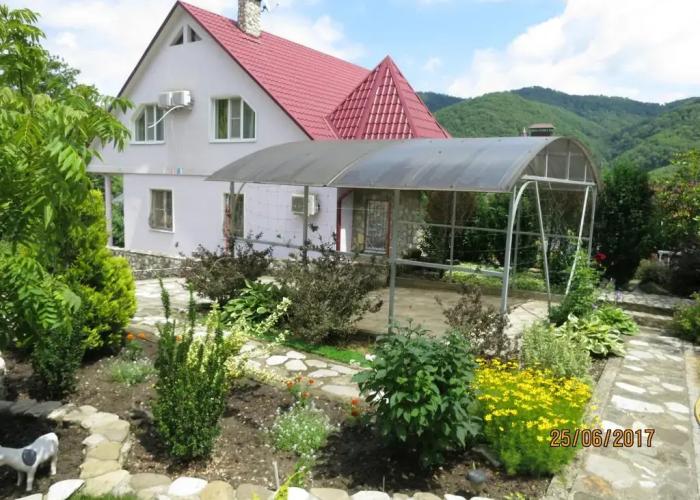 Nesta RF Guest House