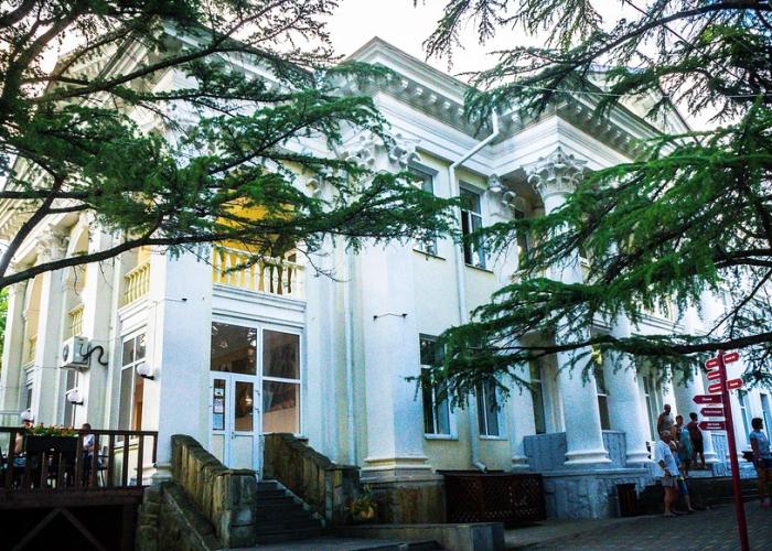 Nebug Park Hotel