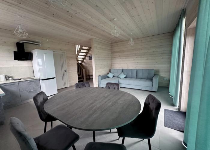 Ambarn Private House