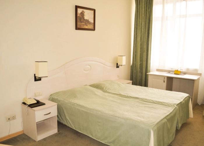 Forest Inn Hotel