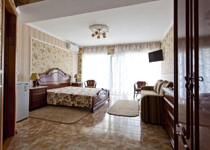 Longvina Guest House