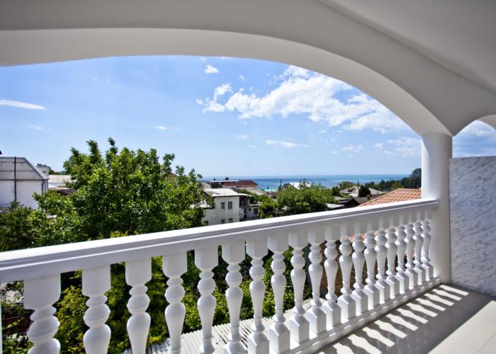 Longvina Guest House