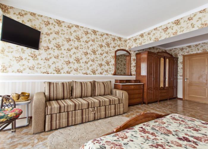 Longvina Guest House