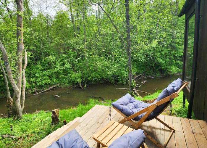 Zhivopisniy ostrov Camping