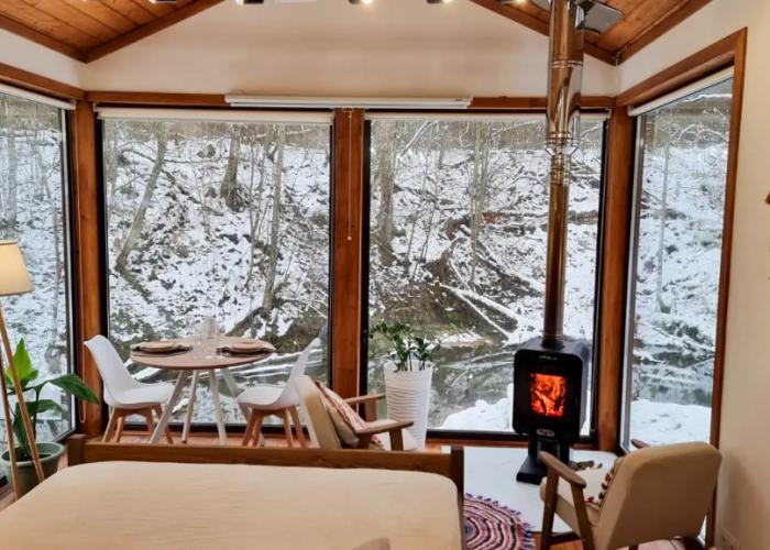 Zhivopisniy ostrov Camping