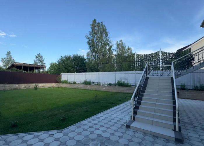 Triumf Guest House