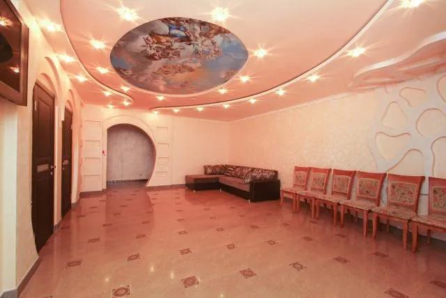 De Luxe Hotel