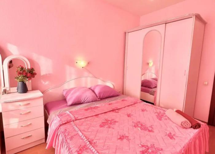 Naberezhnaya Orudzheva 34 Apartments