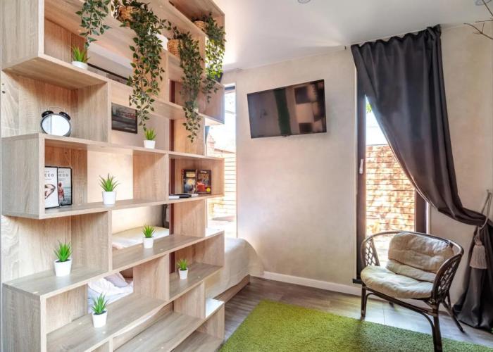 Ultramodern house for two in New Moscow