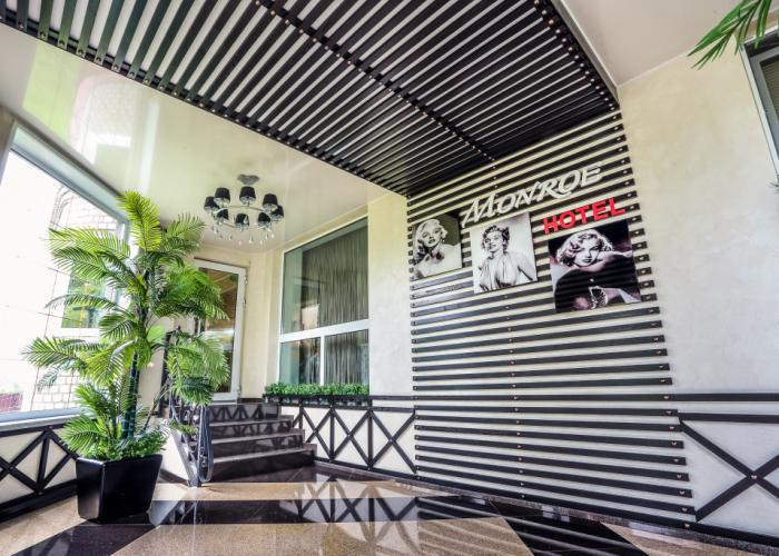 Monro Guest house