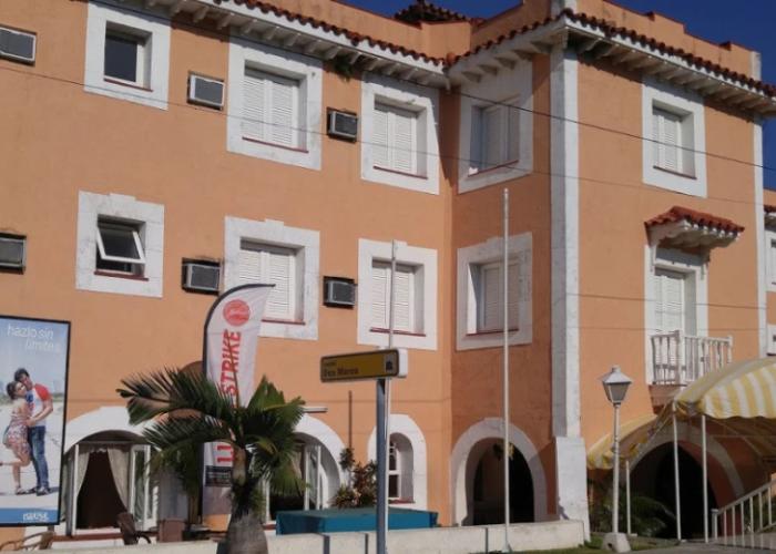 Hotel Dos Mares