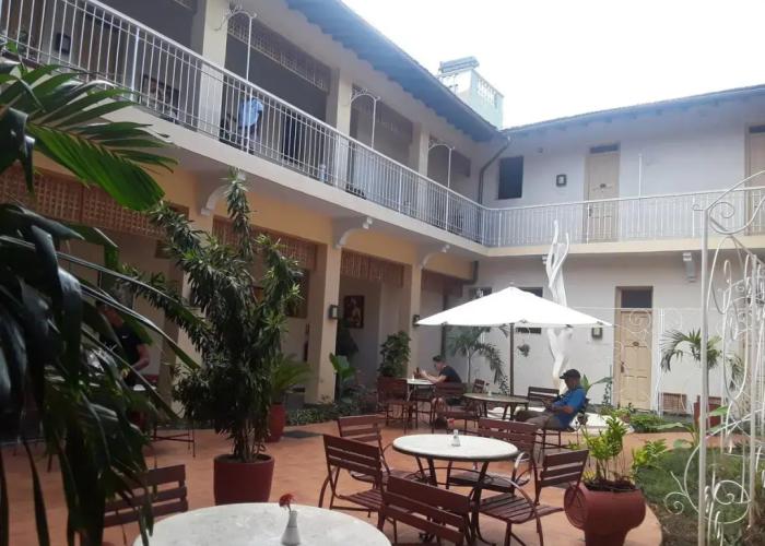 Hotel E La Ronda