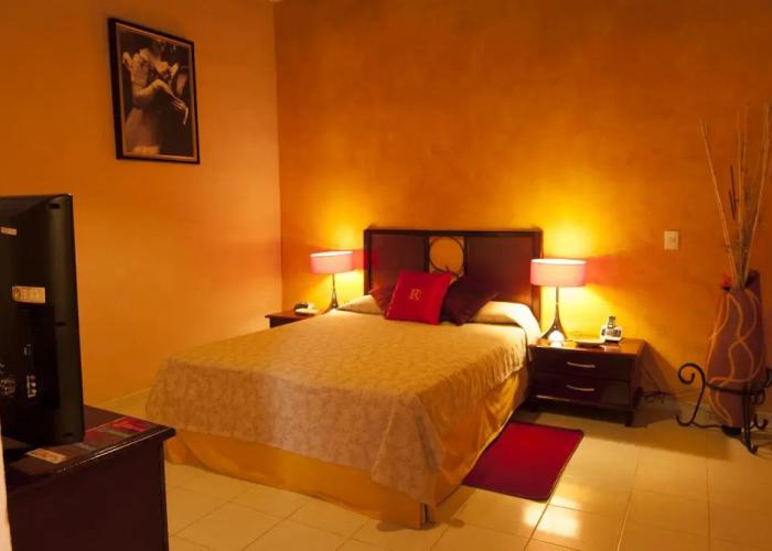 Hotel E La Ronda