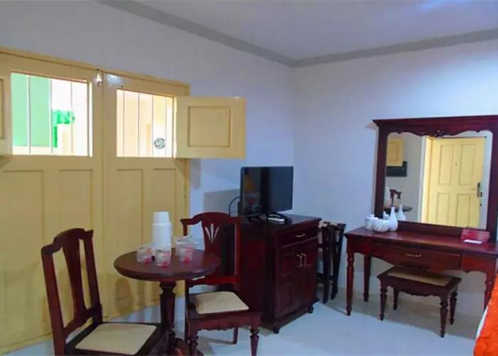 Hotel E La Calesa