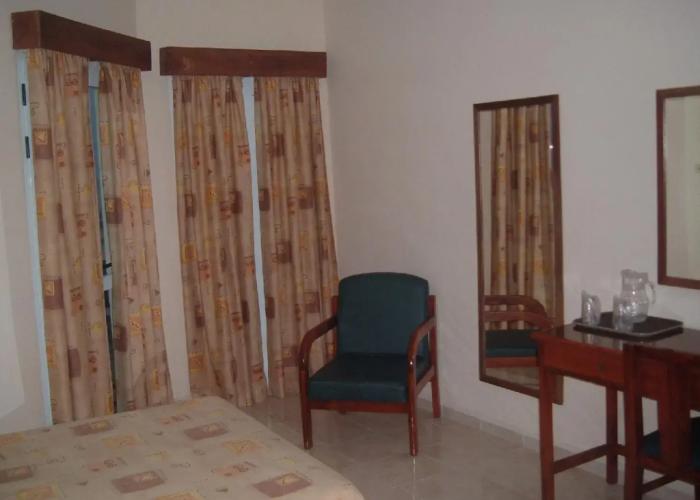 Hotel Paseo Habana
