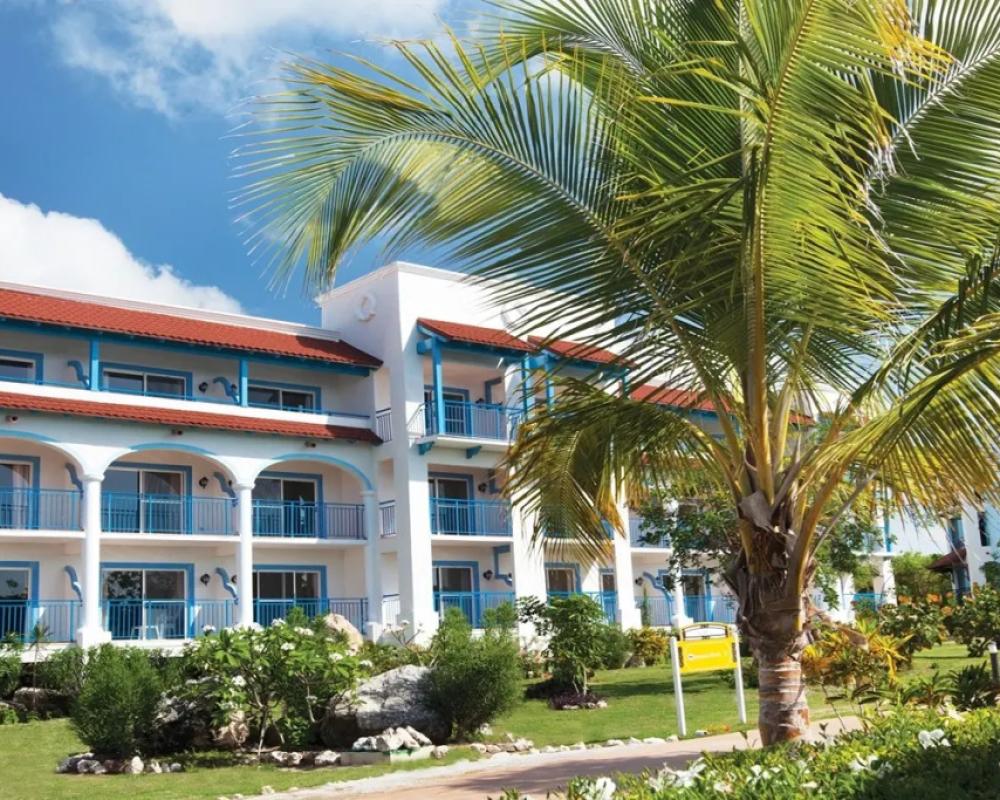 Memories Paraiso Beach Resort - All Inclusive