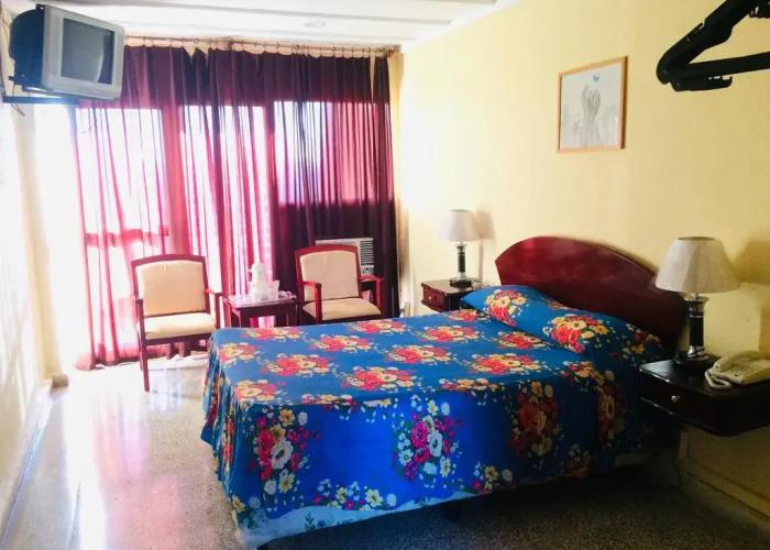 Hotel CamagA¼ey