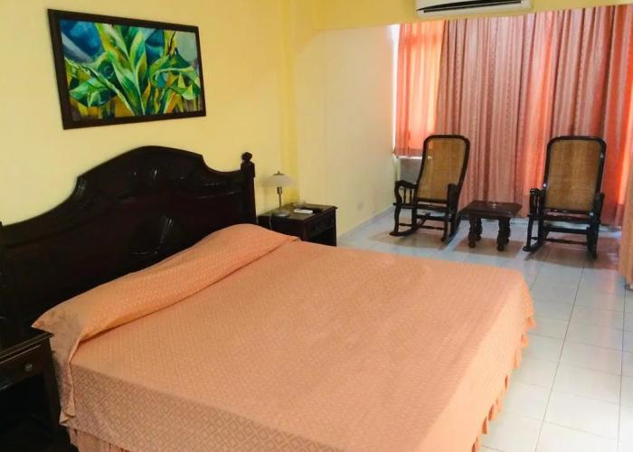 Hotel CamagA¼ey