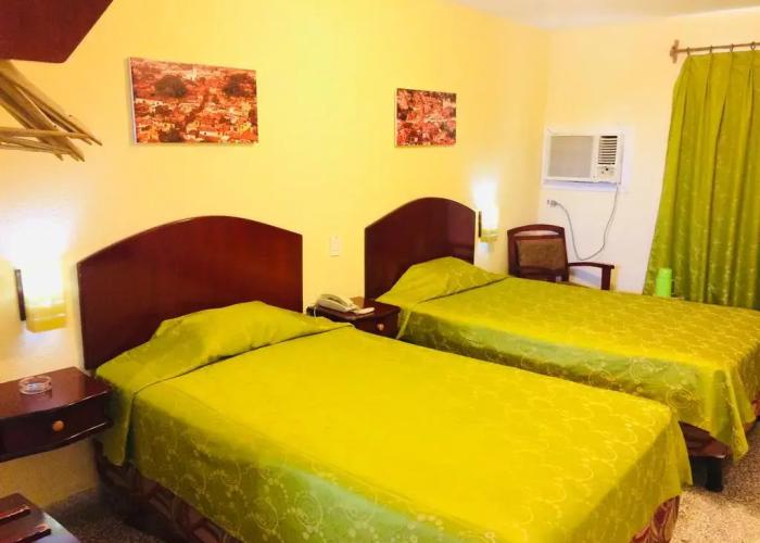 Hotel CamagA¼ey