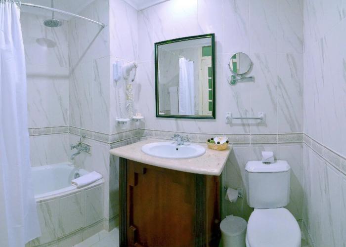 E Santa MarA­a