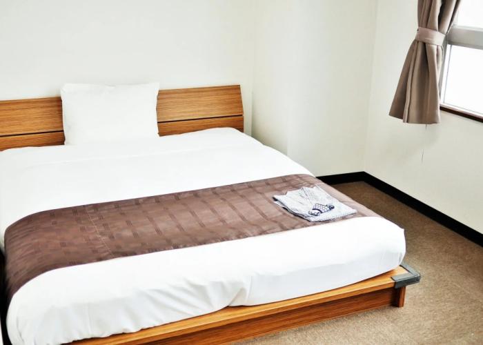 Hiroshima Peace Hotel - Hostel