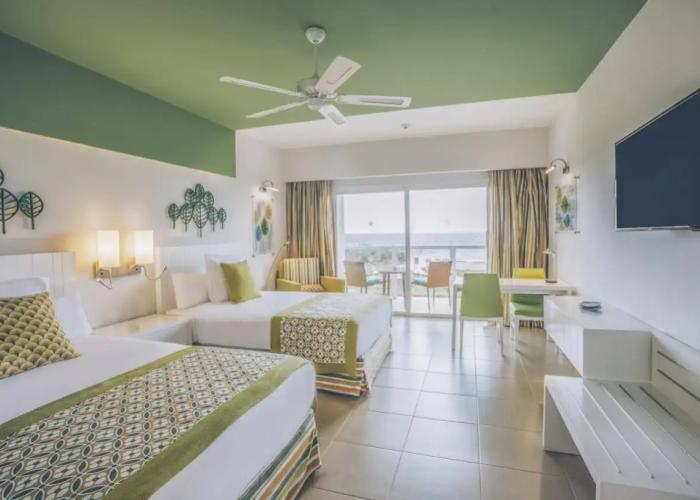 Iberostar Selection HolguA­n