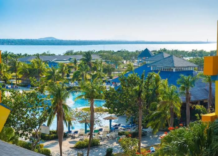 Aston Costa Verde Beach Resort