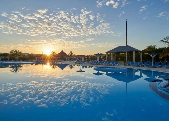 Aston Costa Verde Beach Resort
