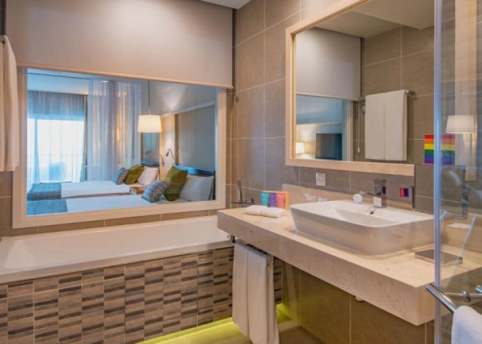 Gran Muthu Rainbow Hotel