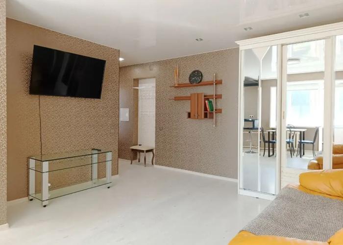 Apartamenty Chaykovskiy na Lenina 6 Flat