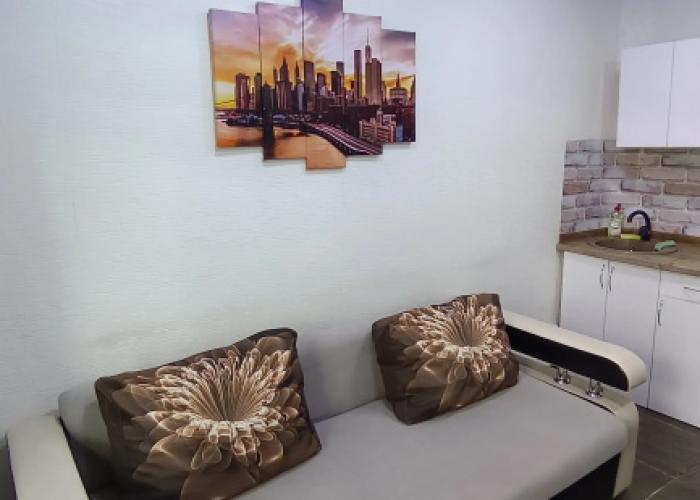 S Otdelnym Vkhodom Na Poligrafistov Flat