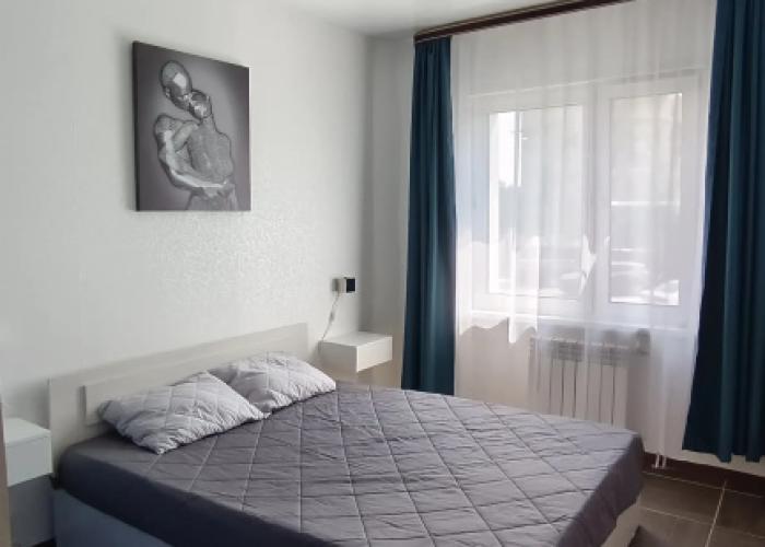 S Otdelnym Vkhodom Na Poligrafistov Flat