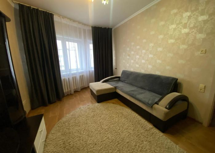 Na Parkovoy Ulitse, 9 Flat