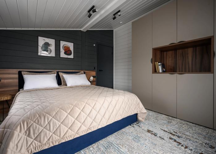 Garnet Holiday. Mir Guest House