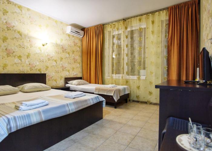 Keleshbej Hotel