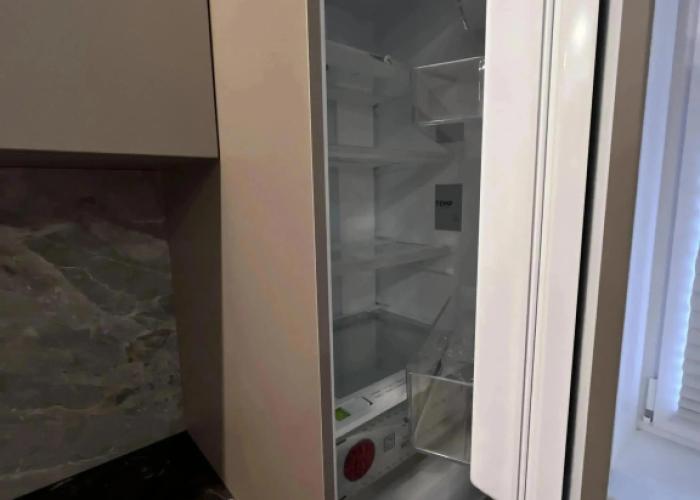 Novyie Apartamentyi Flat