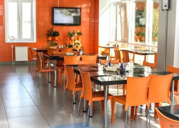 Rayder Hotel