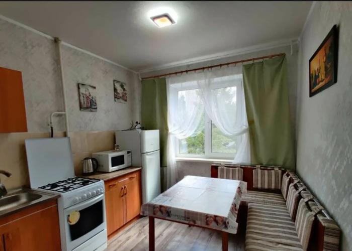 Apart Miass Na Zhukovskogo 12 Apartments