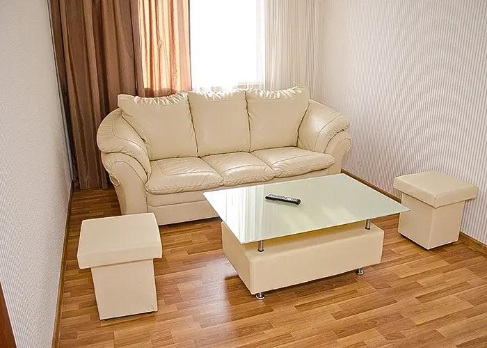 Gold Hotel