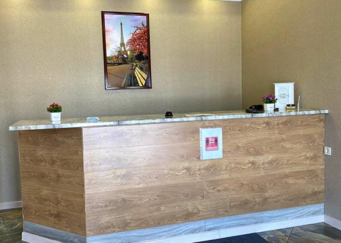 Uyut Hotel