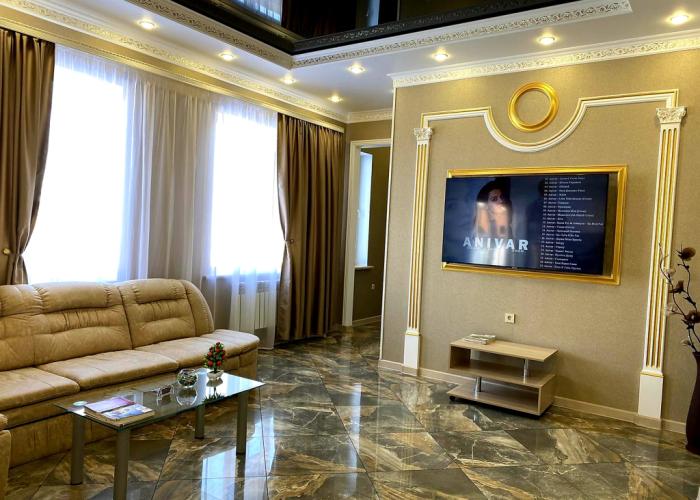 Uyut Hotel