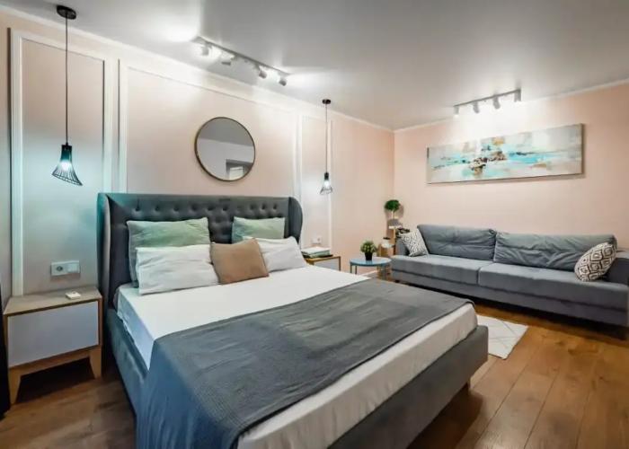 Dlya Vas u Troitskogo Parka Flat