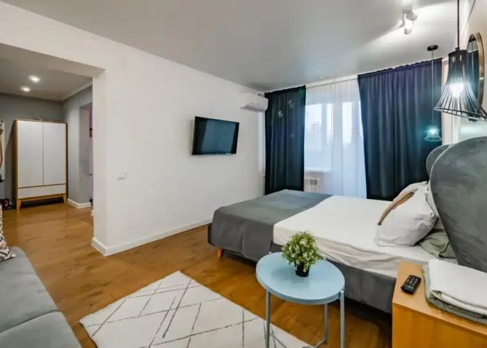 Dlya Vas u Troitskogo Parka Flat