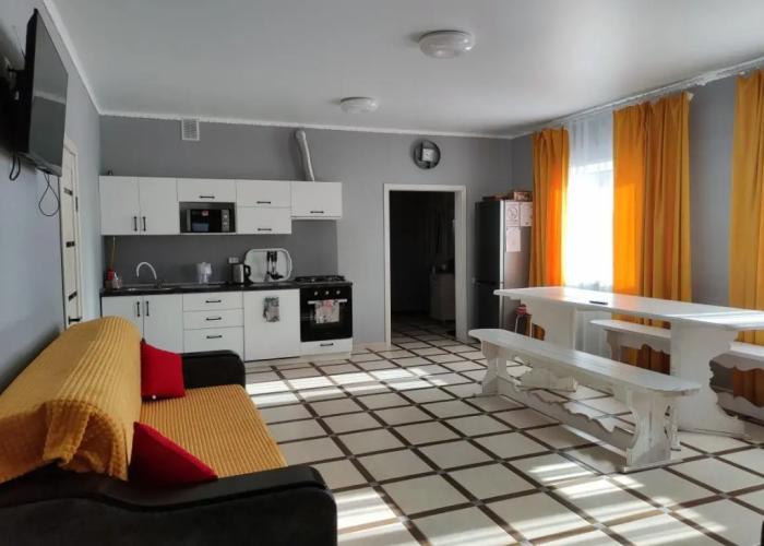 Raduzhny Private House