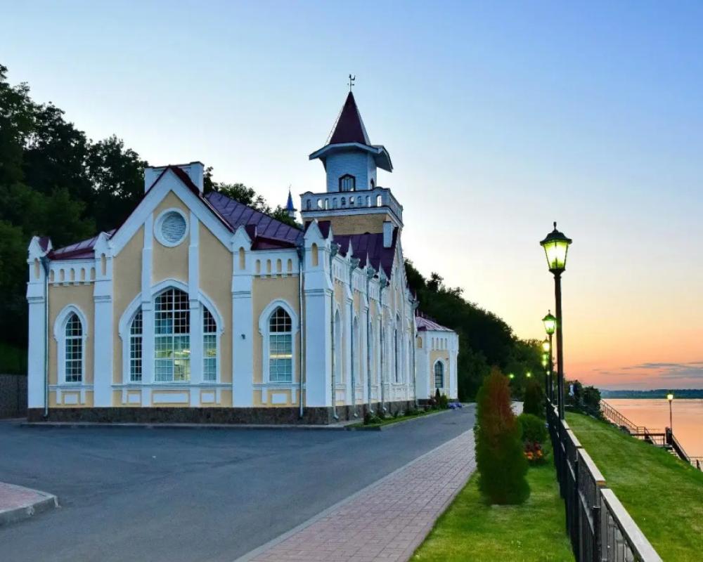 Staraya Bashnya Hotel