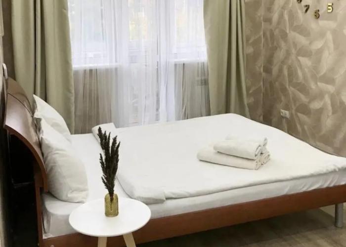 Home Hotel on Lenina avenue, 37