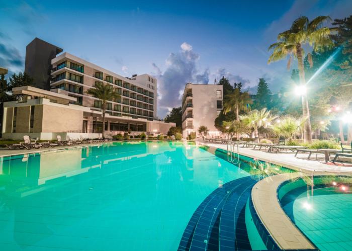 Pia Bella Hotel