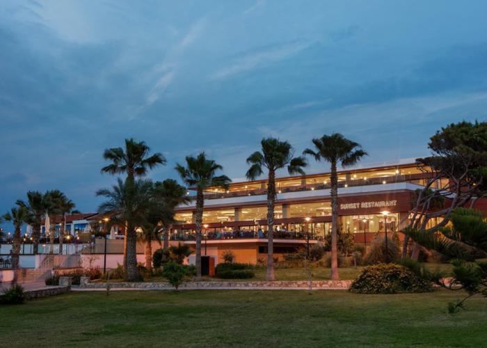 Acapulco Resort Convention SPA Hotel